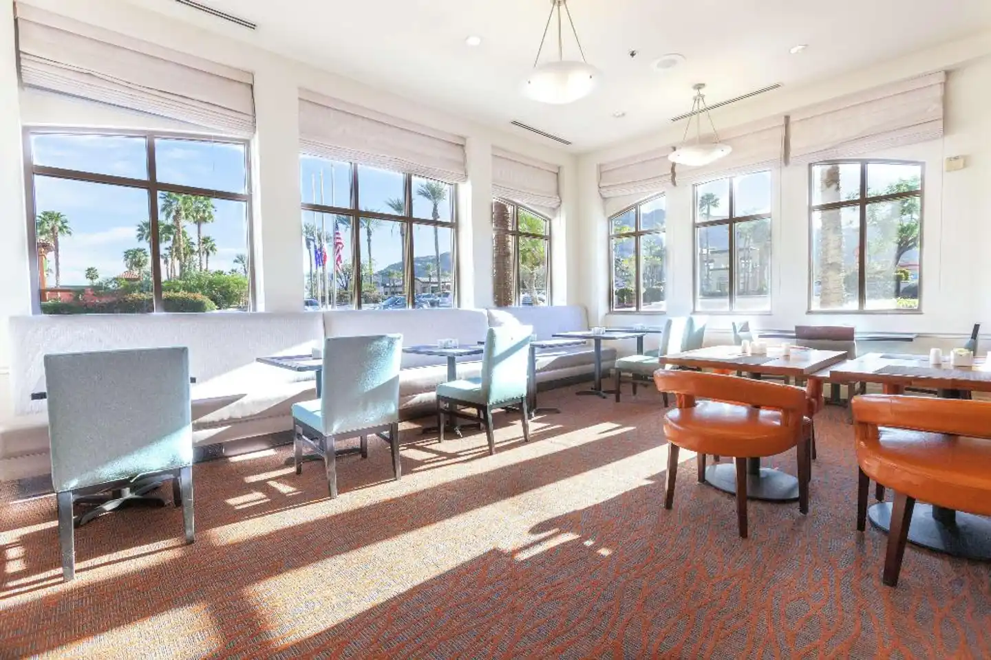 Hilton Garden Inn Palm Springs/Rancho Mirage Lobby