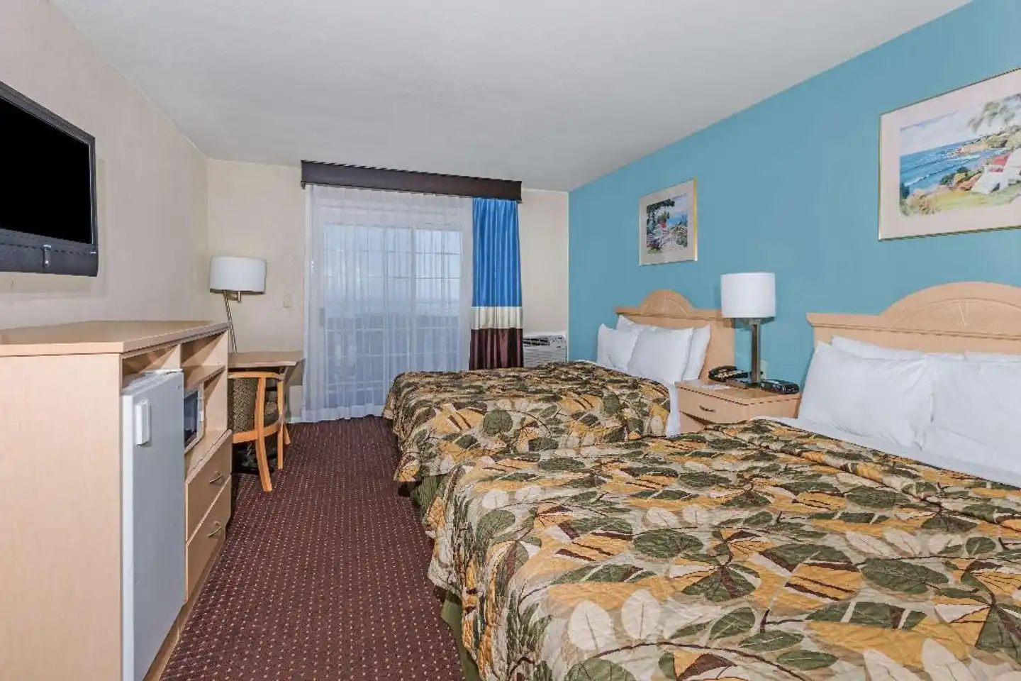 Howard Johnson by Wyndham Santa Cruz Beach Boardwalk Wohnbeispiel
