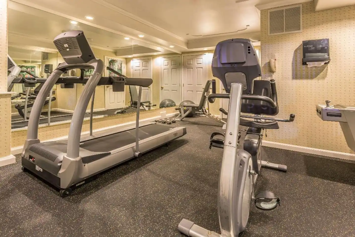 Ramada Mountain View Sport und Entertainment