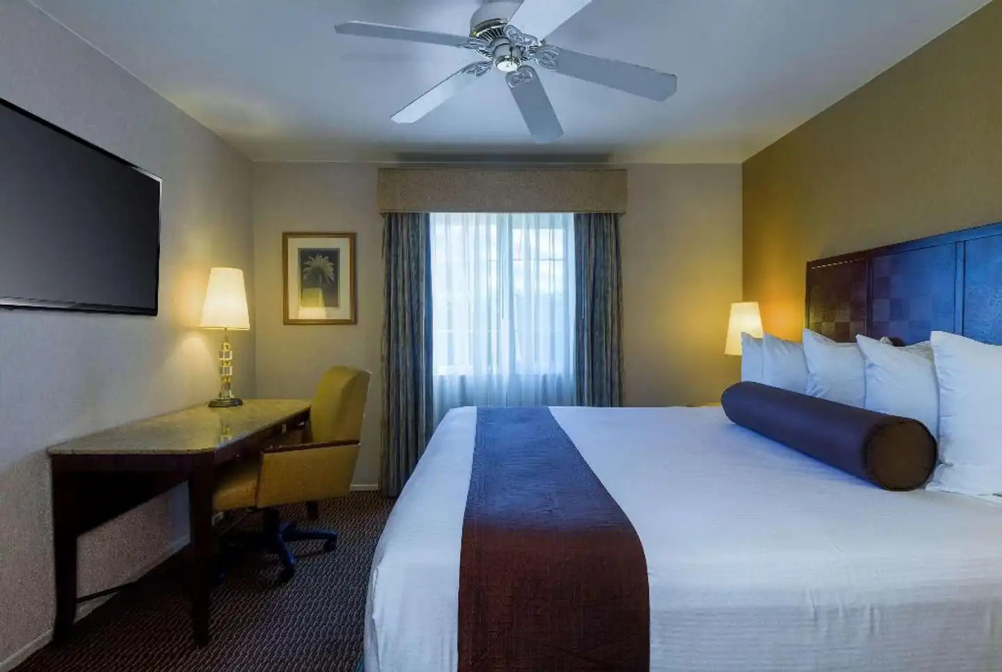 Ramada by Wyndham Costa Mesa/Newport Beach Wohnbeispiel