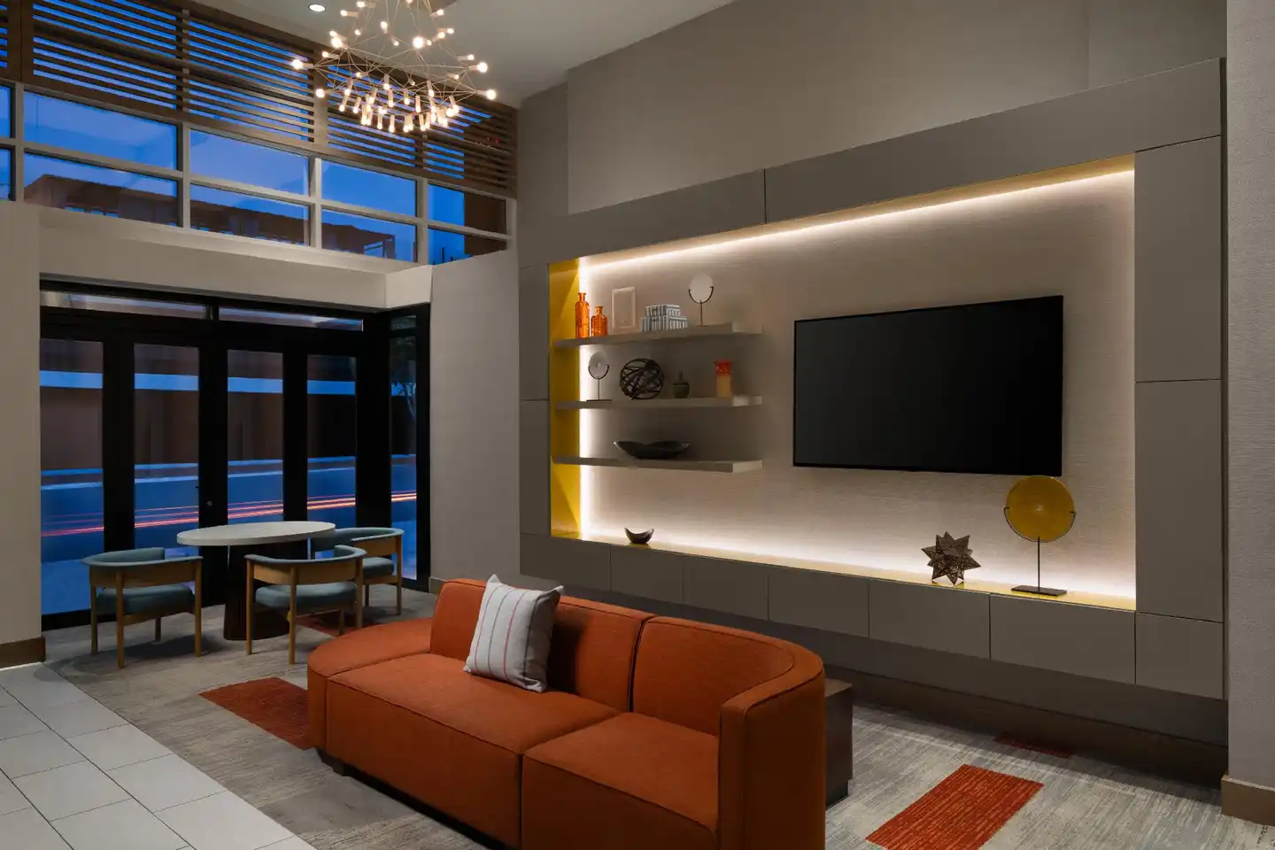 Courtyard by Marriott San Diego Gaslamp/Convention Center Lobby