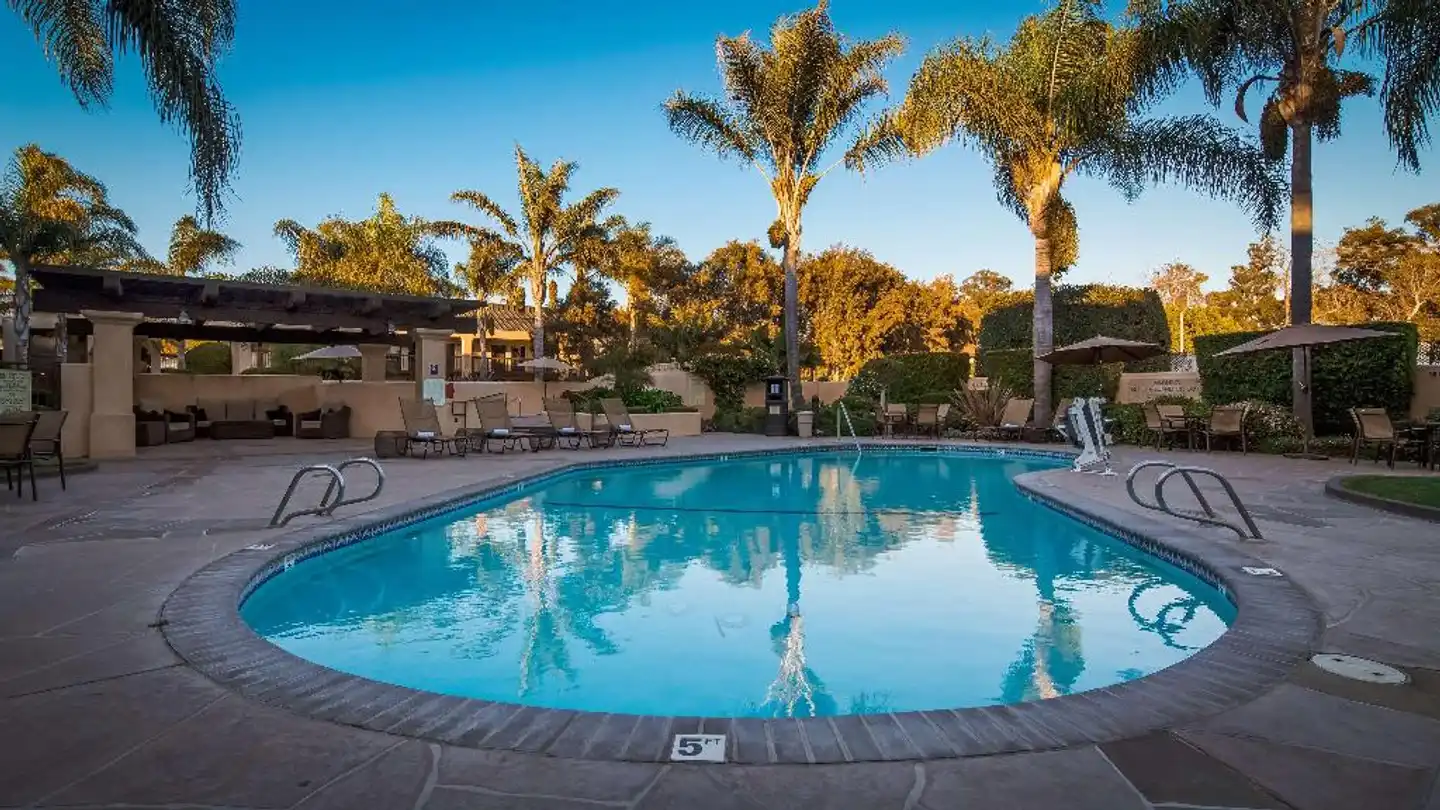 Best Western Plus South Coast Inn Pool