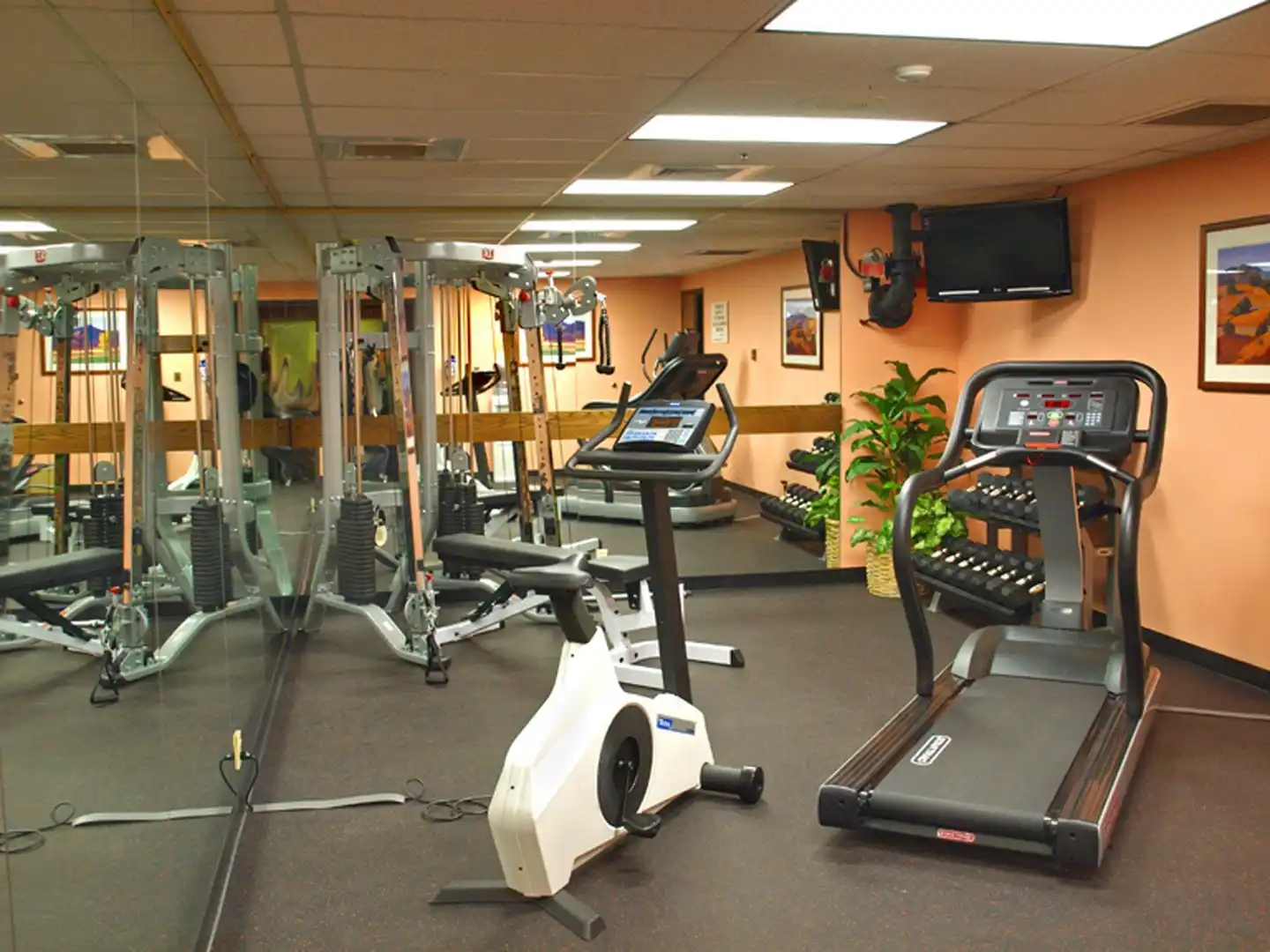 Historic Santa Maria Inn Sport und Entertainment