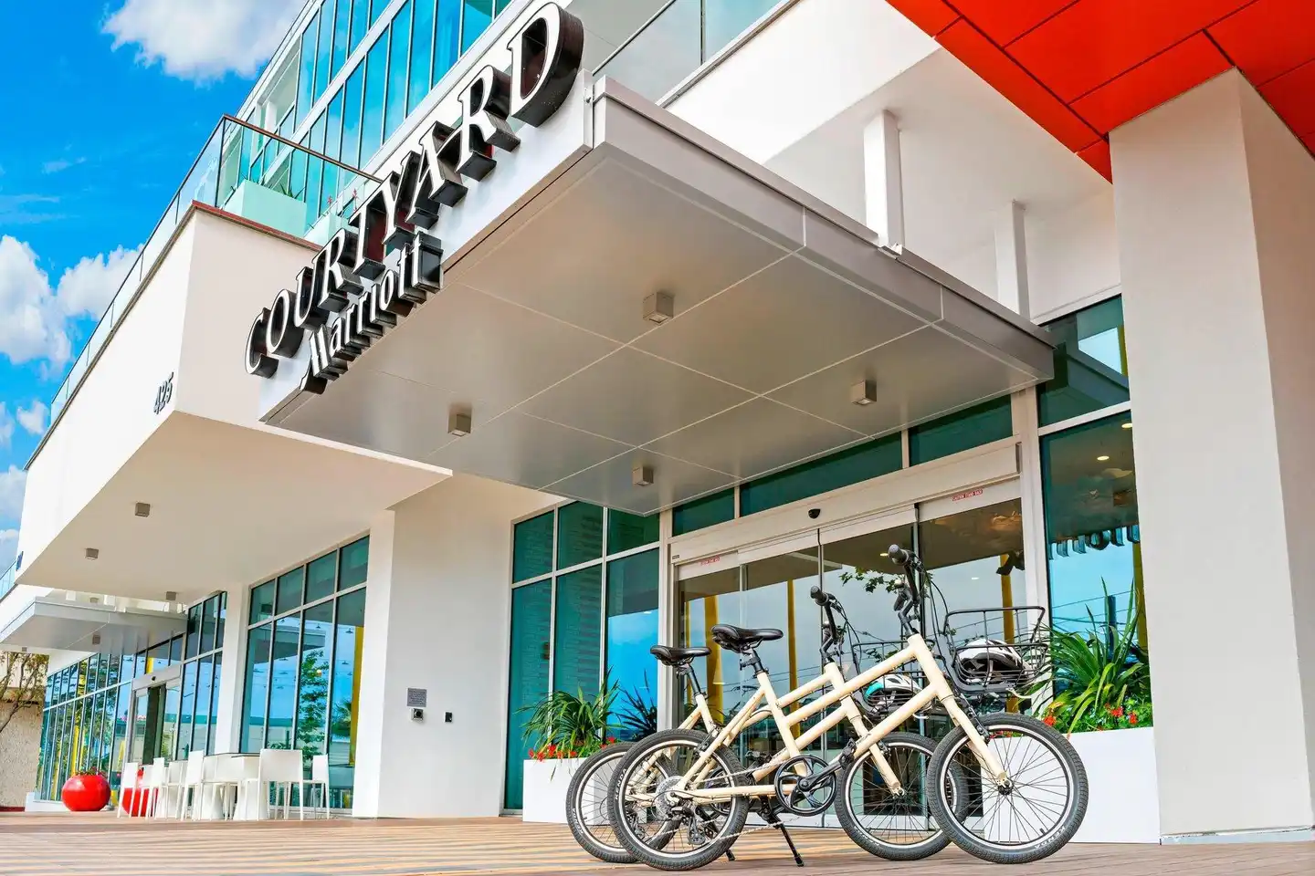Courtyard by Marriott Santa Monica Aussenansicht