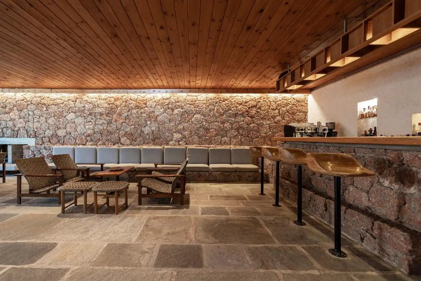 Amalia Hotel Delphi Bar