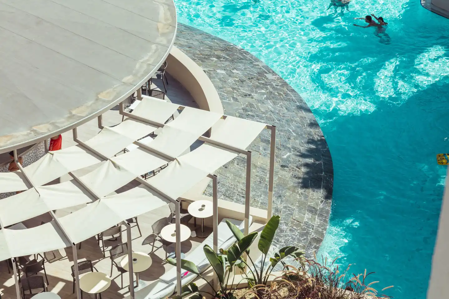Paloma Perissia Pool