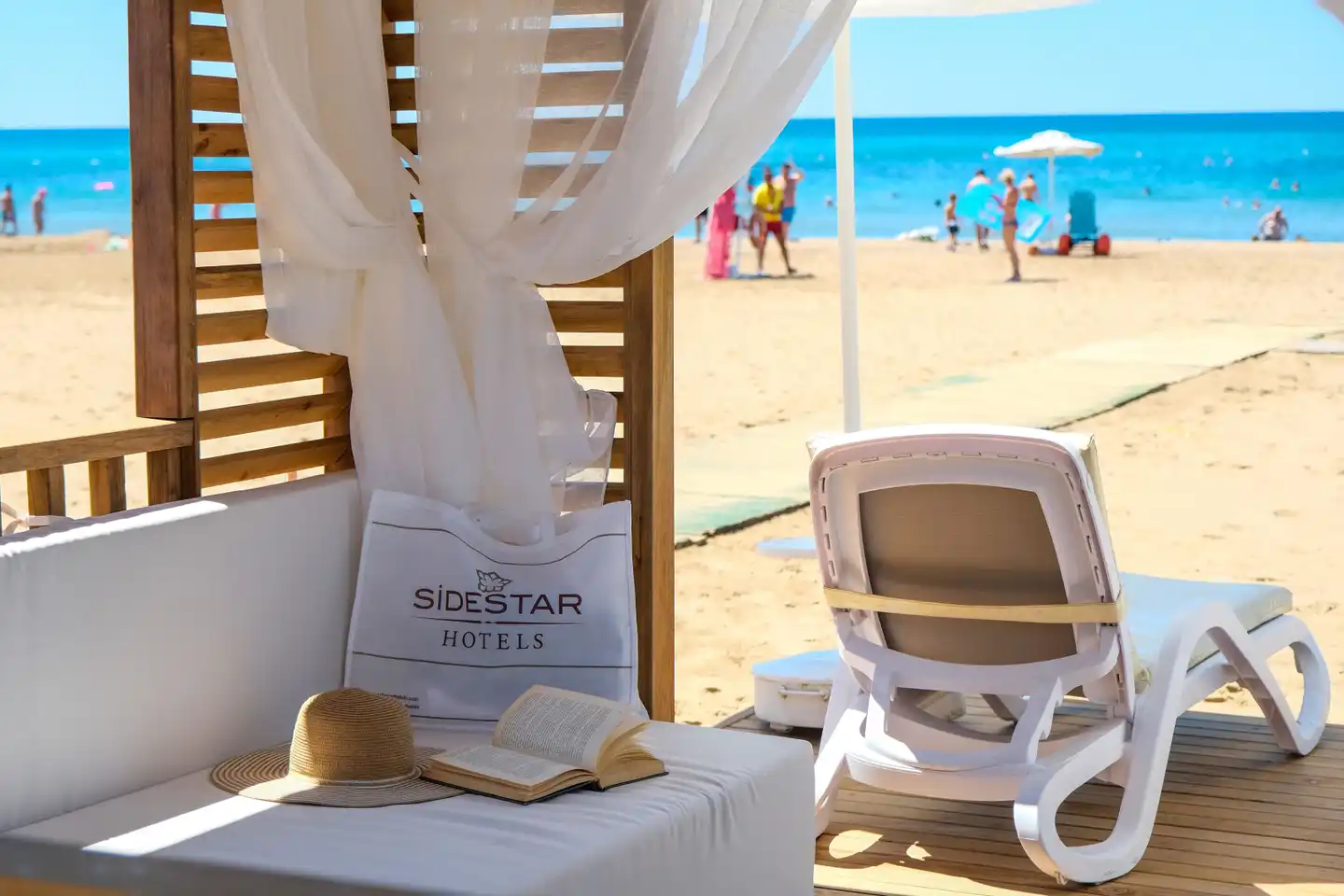Side Star Resort BEACH
