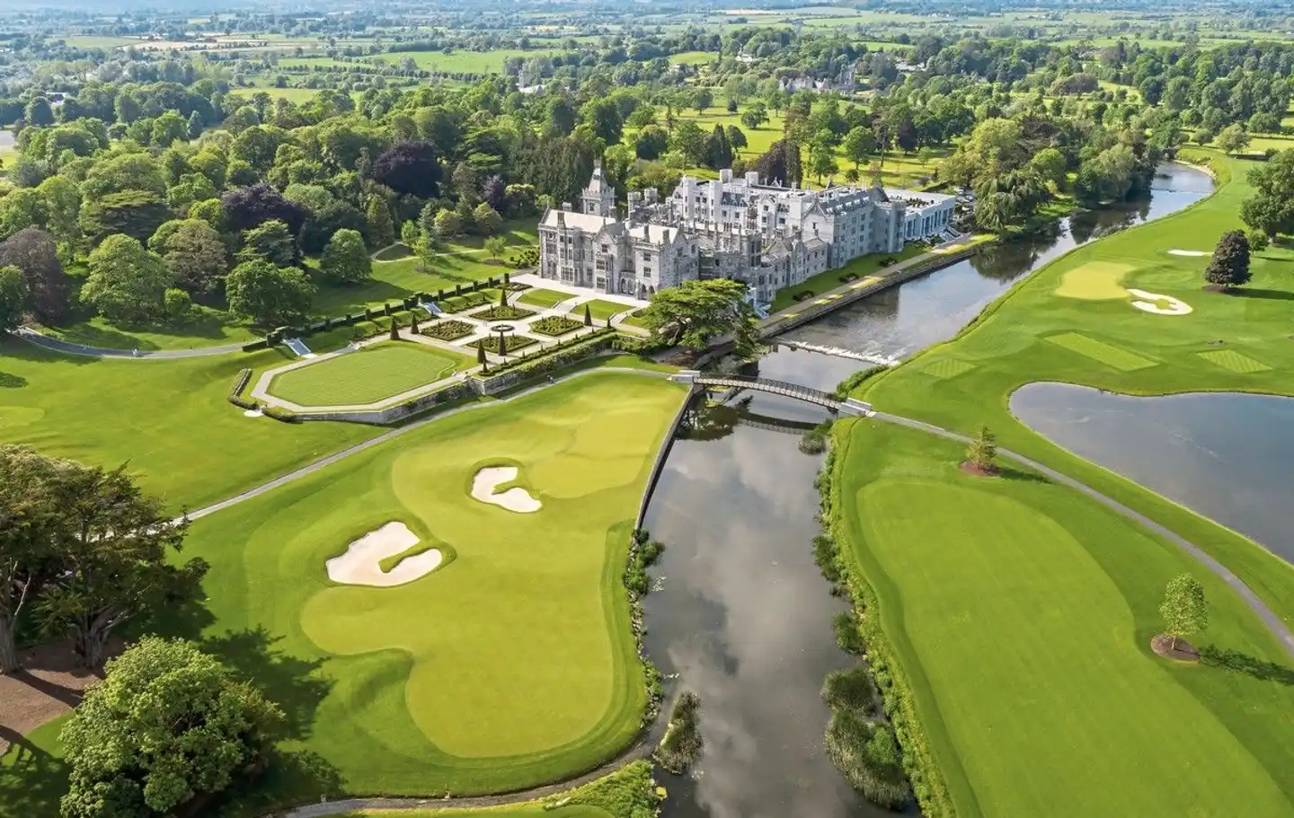 Adare Manor Aussenansicht