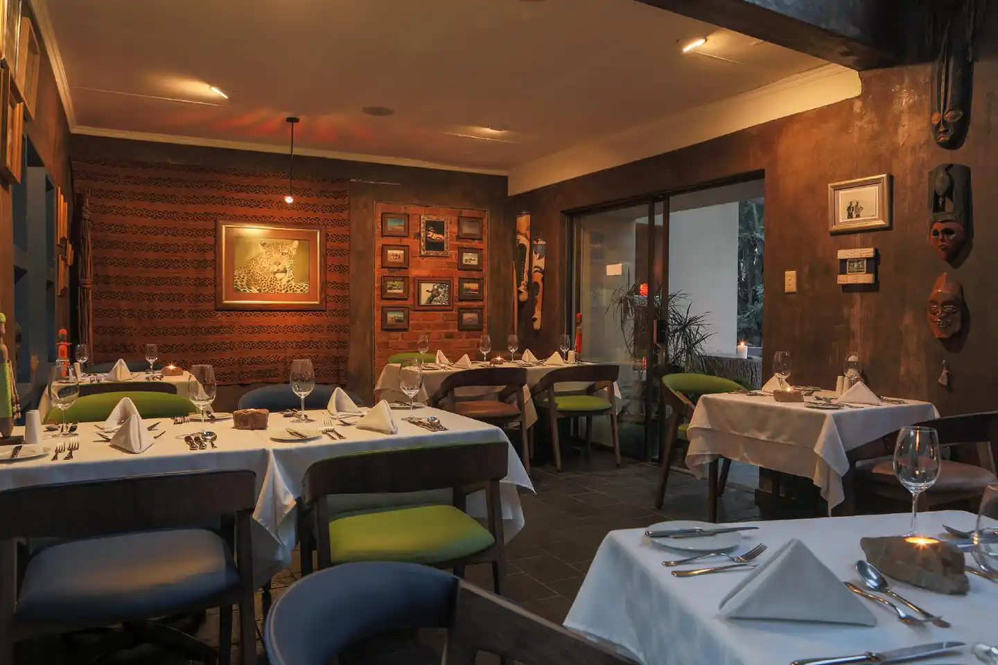 African Rock Hotel Restaurant