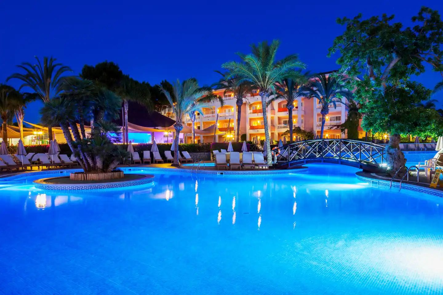 VIVA Blue & Spa Pool