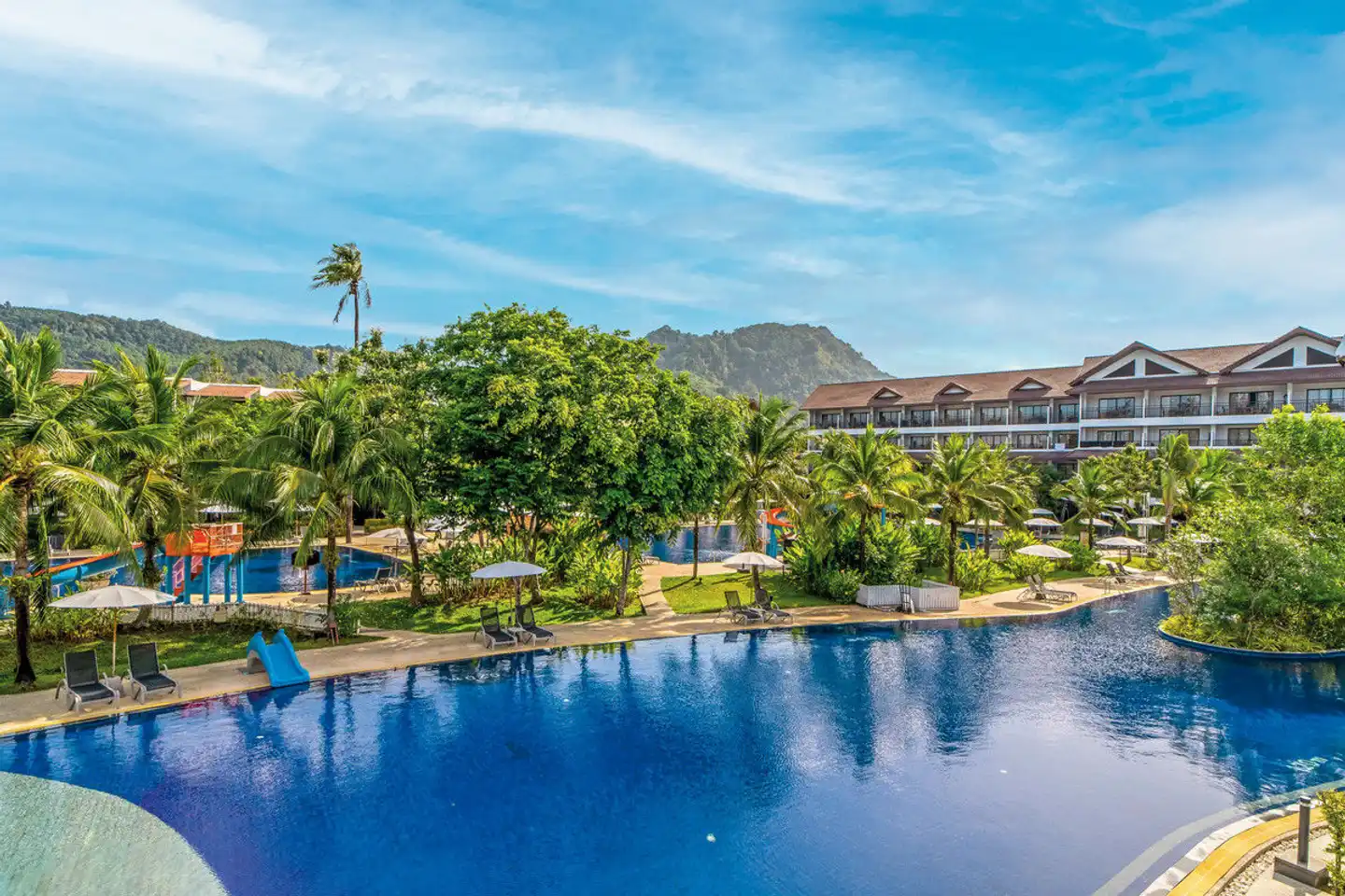 Sunwing Kamala Beach POOL
