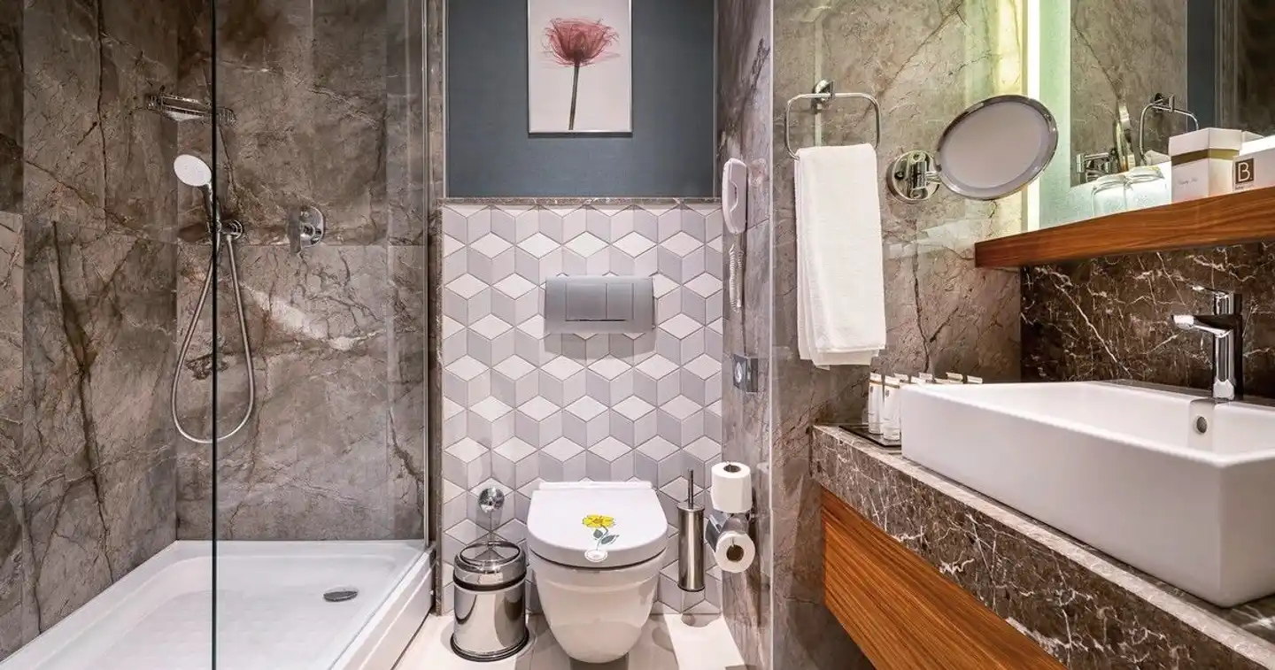 Baia Lara BATHROOM