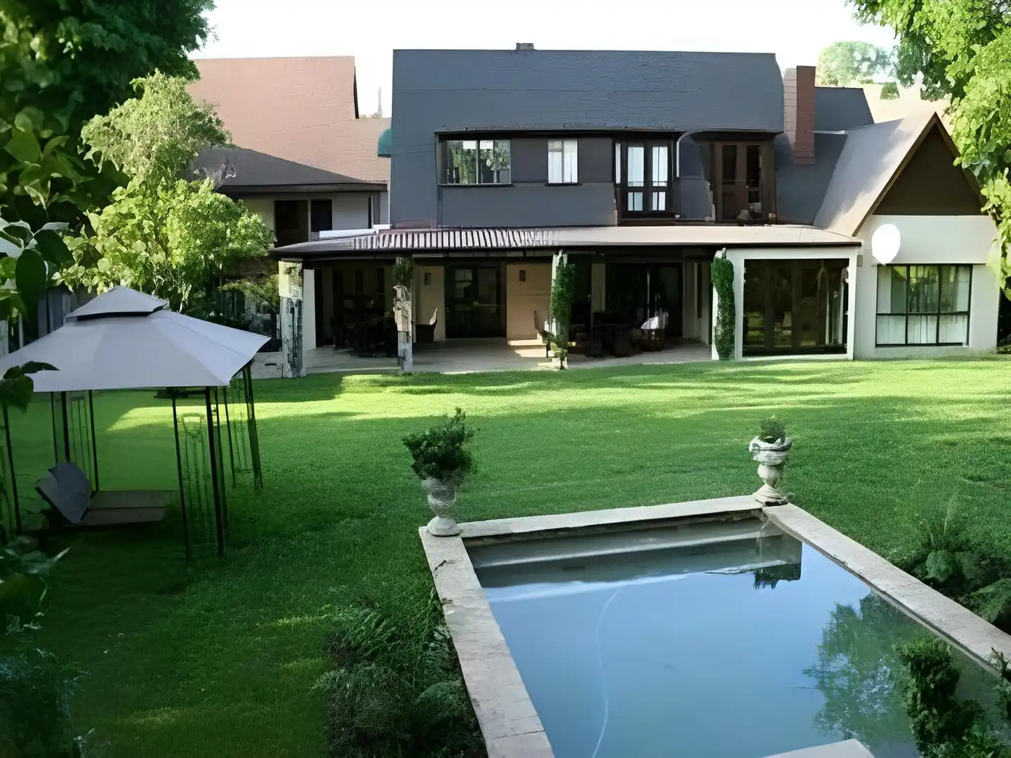 Sandton Lodge Inanda Aussenansicht