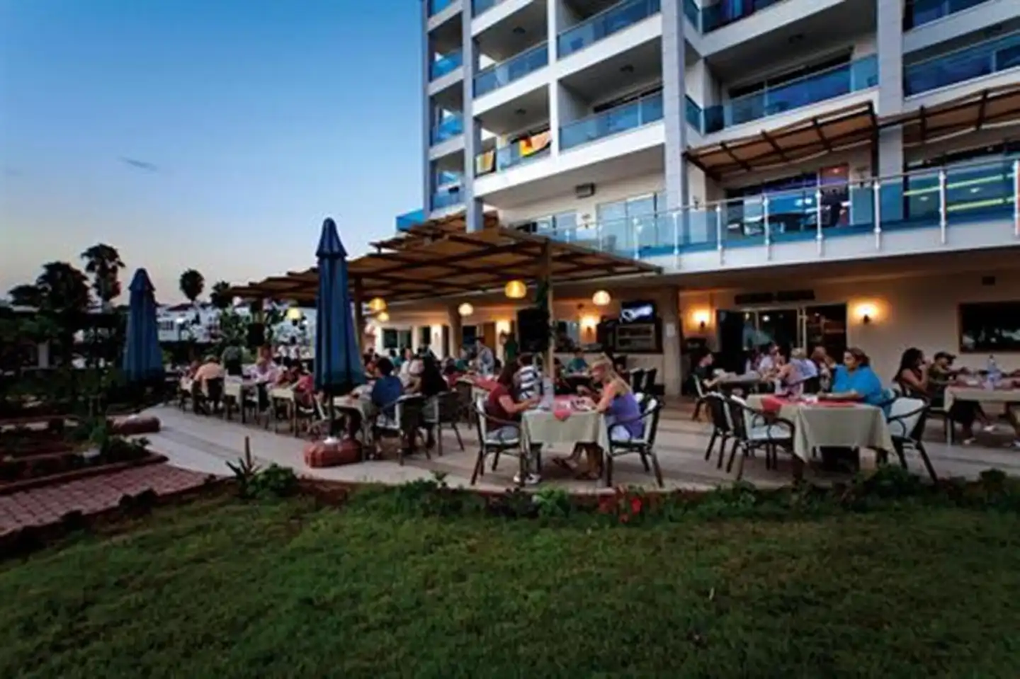 Venessa Beach Hotel Aussenansicht