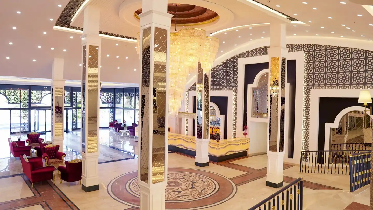 Dream World Palace Lobby