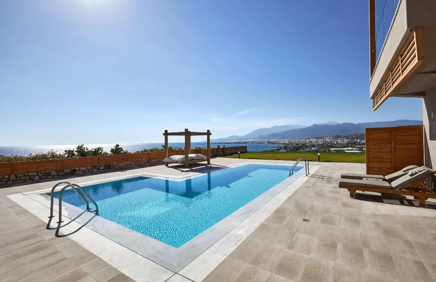 Enorme Santanna Beach Pool