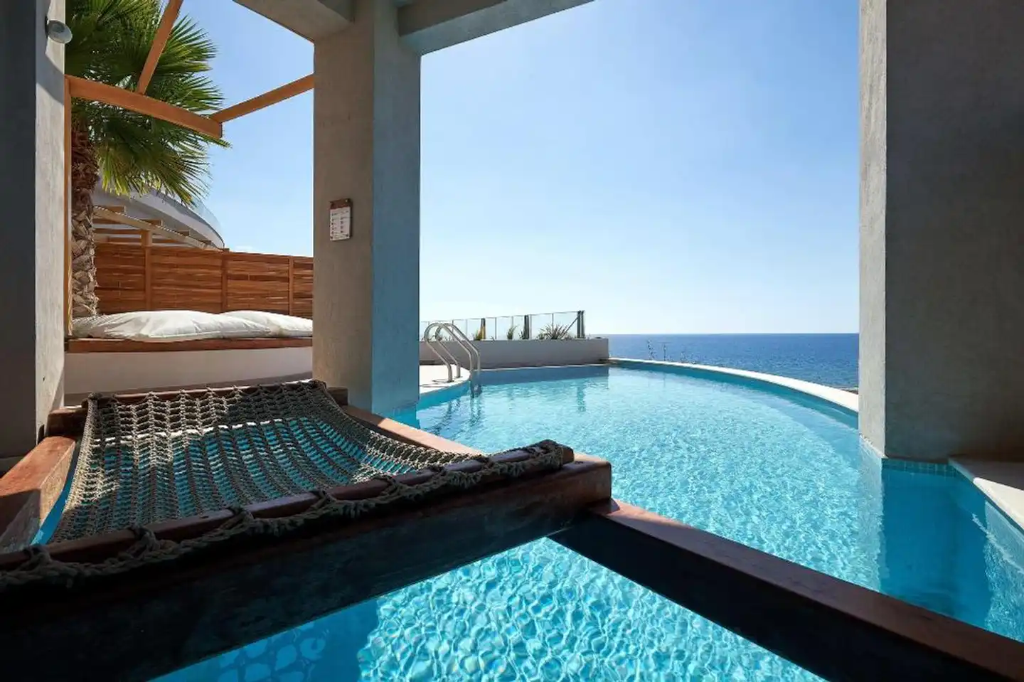 Enorme Santanna Beach Pool