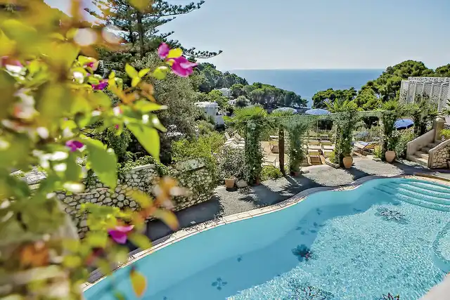 La Floridiana Pool