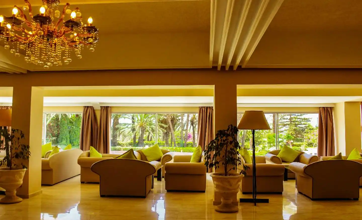 Hamilton Agadir Lobby