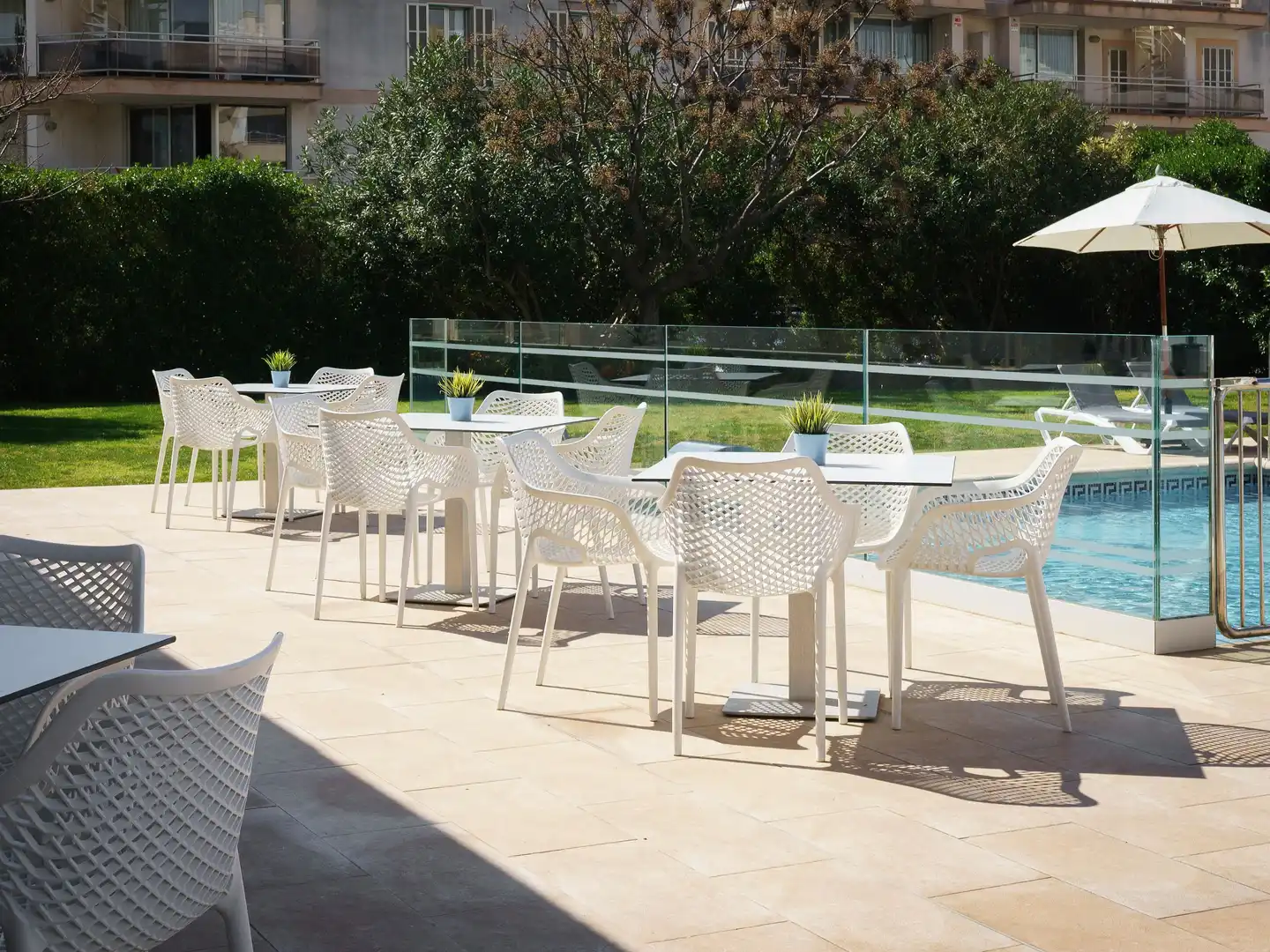 Alua Leo Terrasse