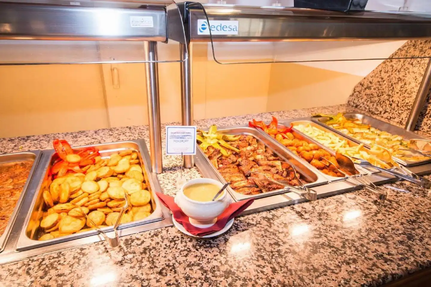 Amic Gala Restaurant