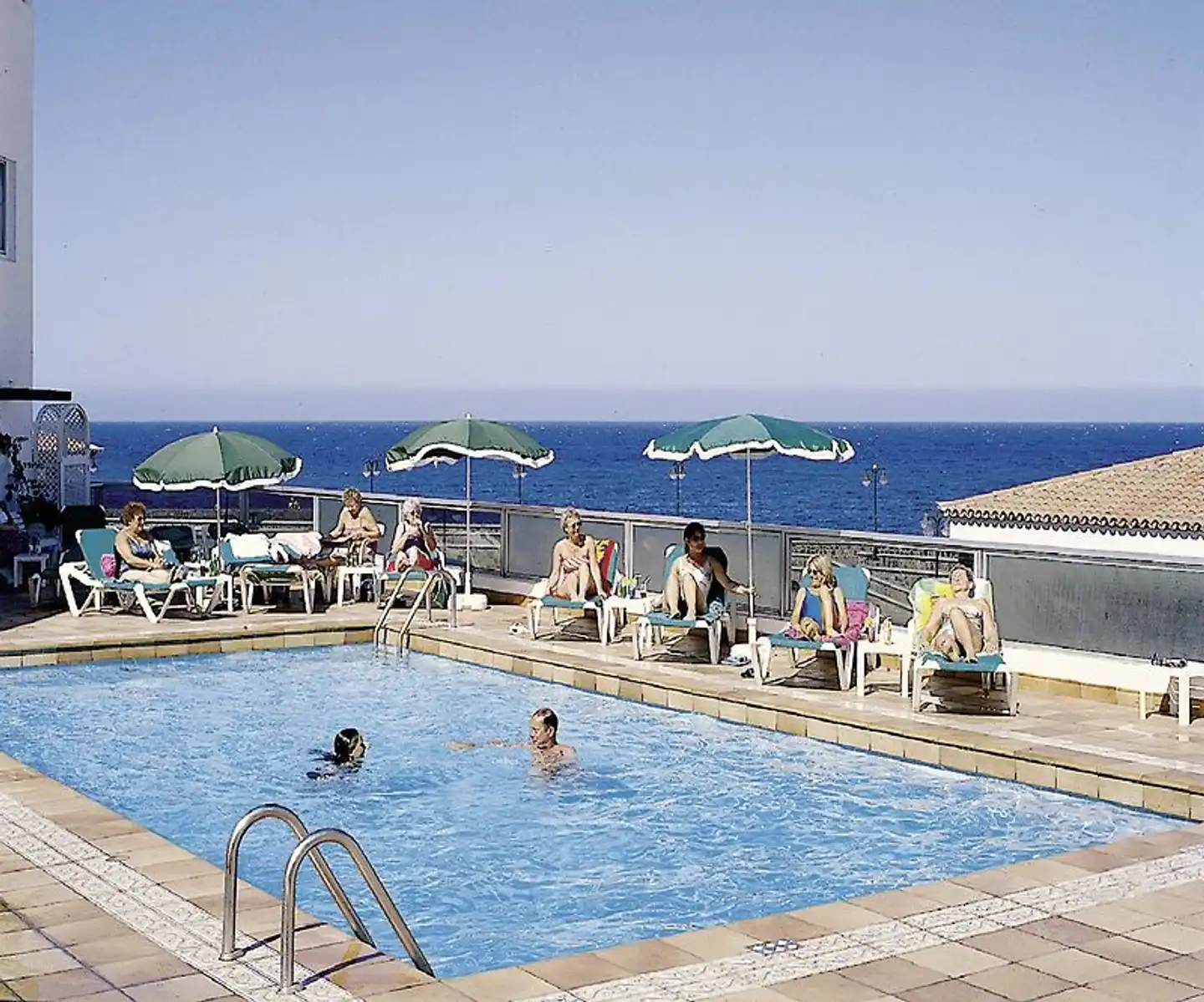 Monopol Pool