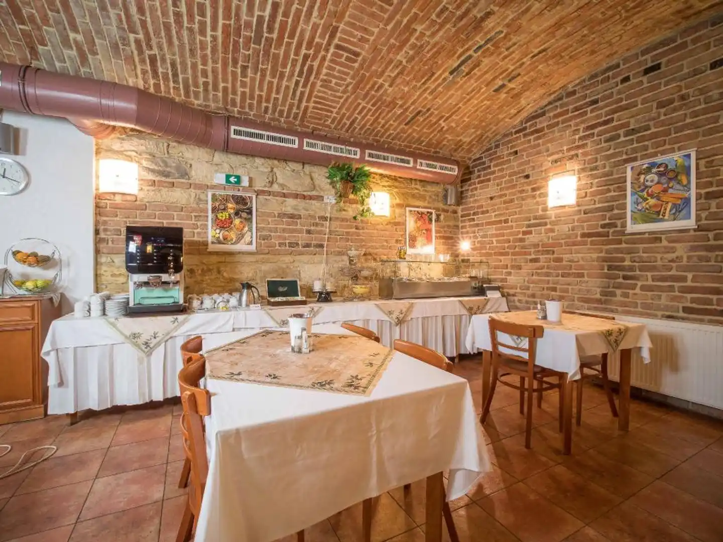 Alton Restaurant
