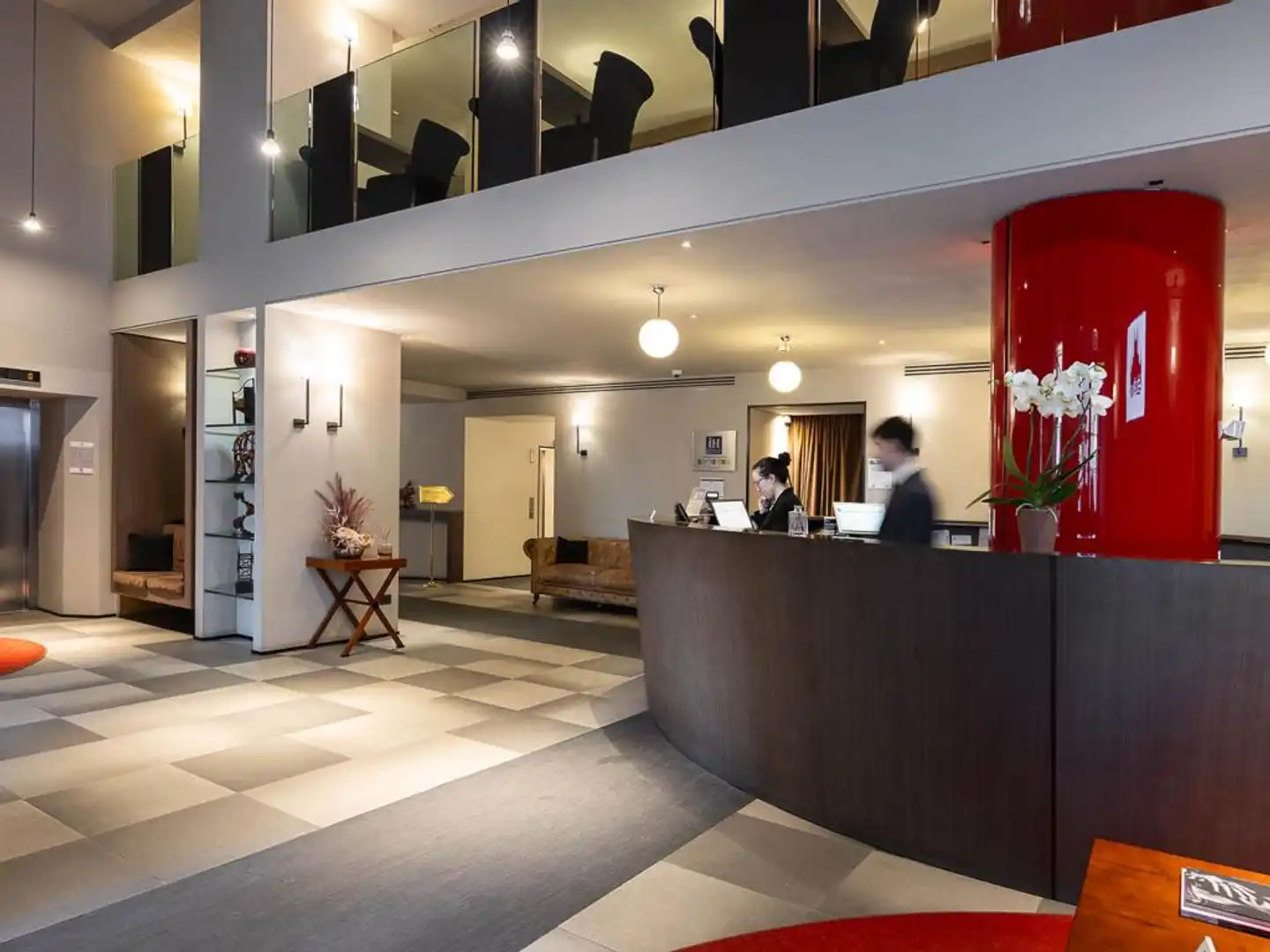iH Hotels Milano Ambasciatori Lobby