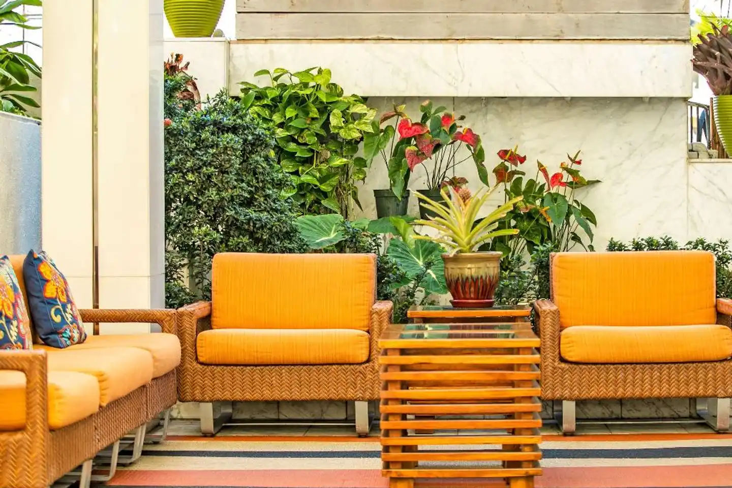 Aqua Oasis Lobby