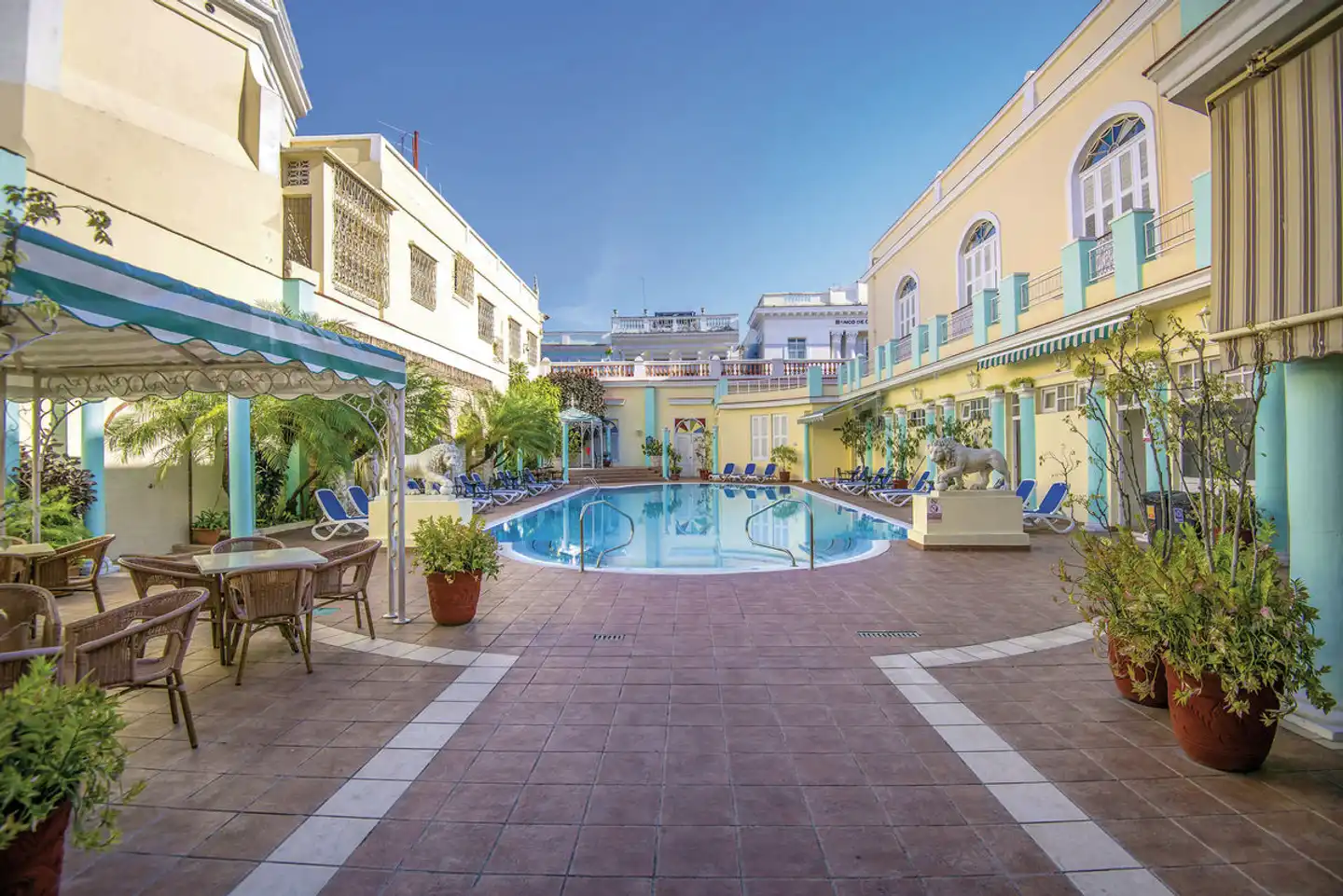 La Unión affiliated by Meliá Aussenansicht