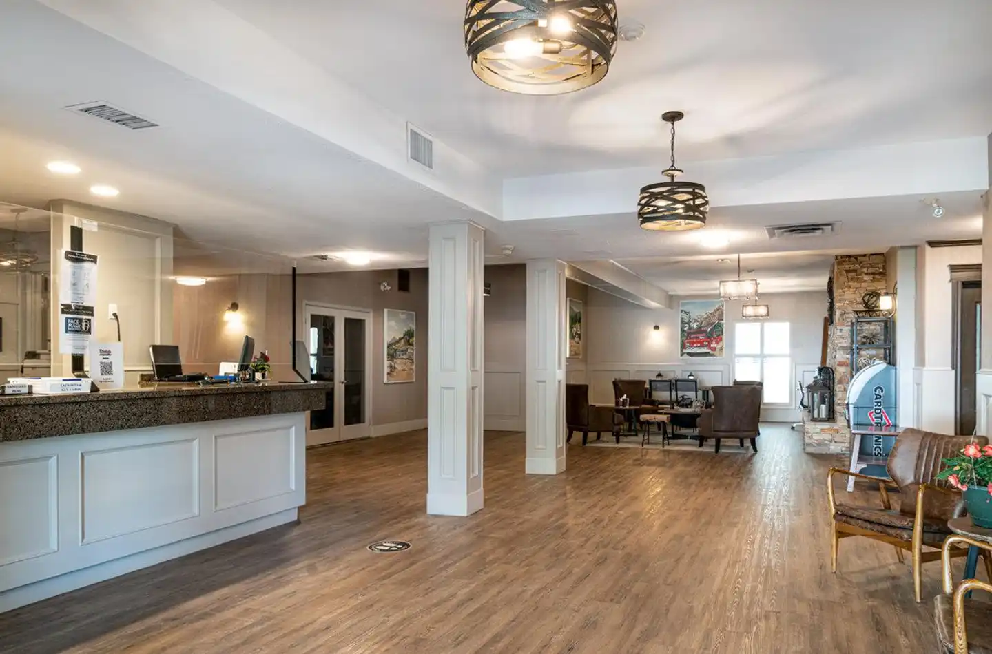 Prestige Inn Golden Lobby