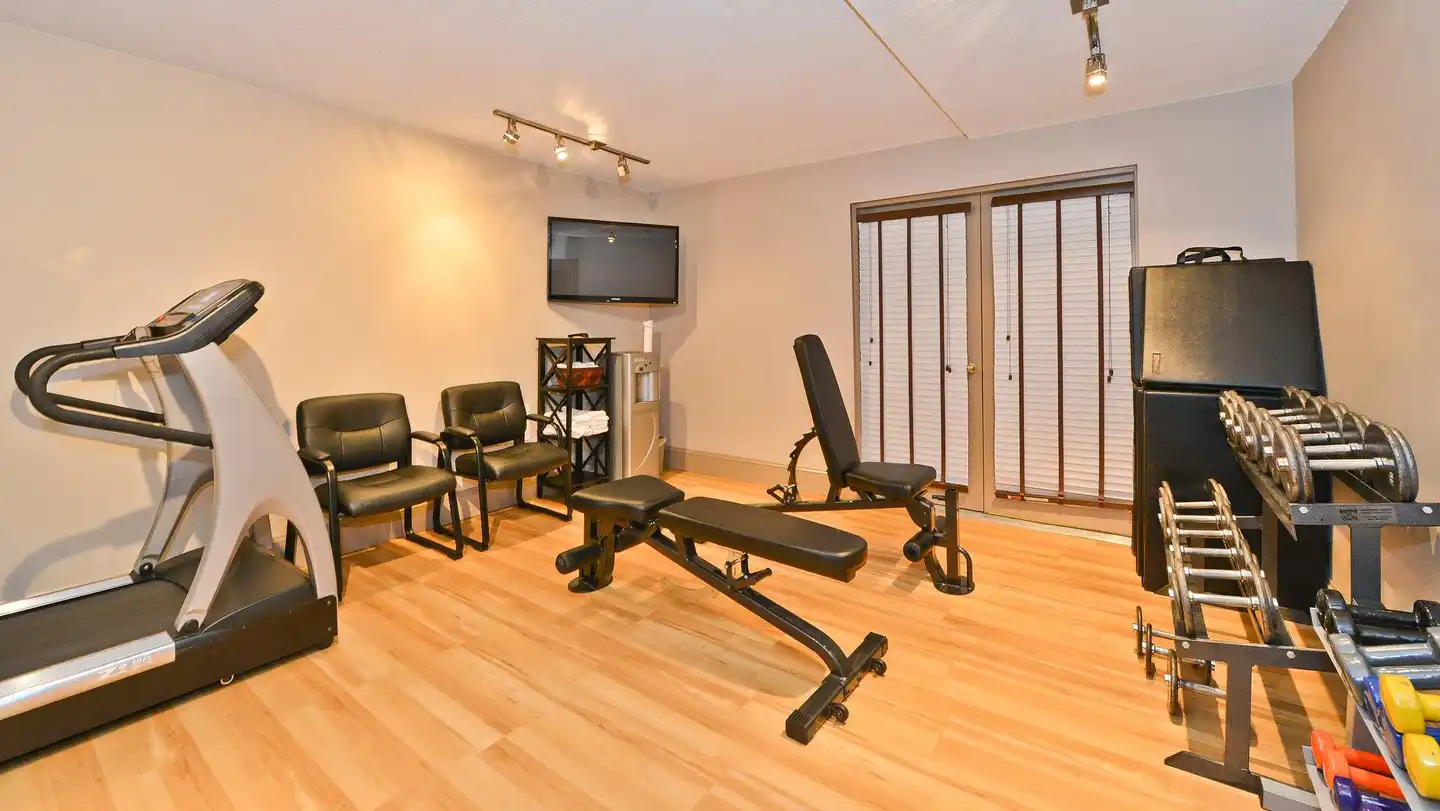 Prestige Inn Golden Sport und Entertainment