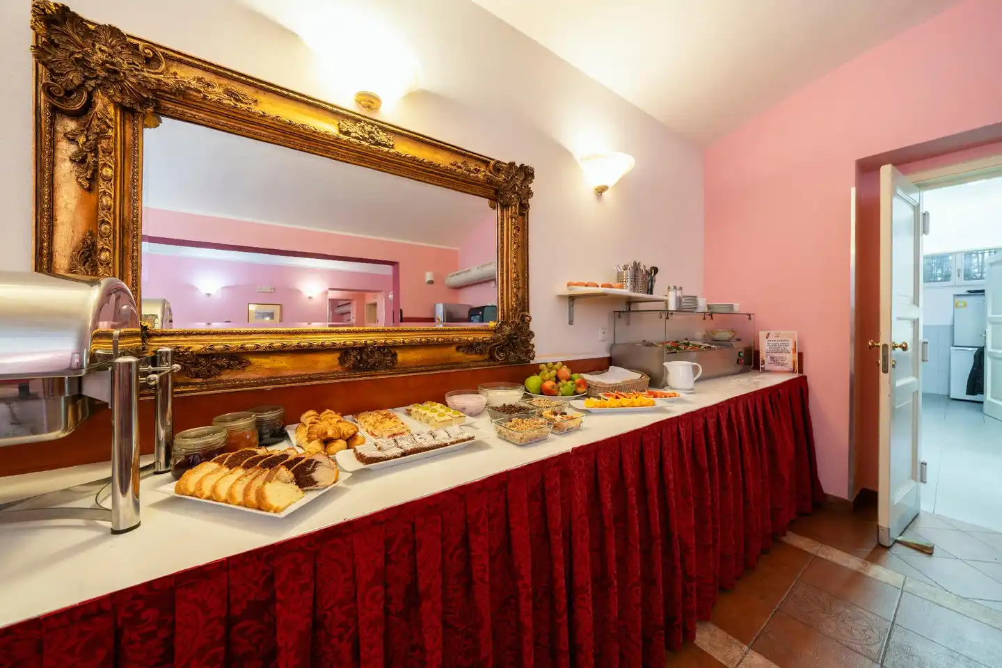 Raffaello Restaurant