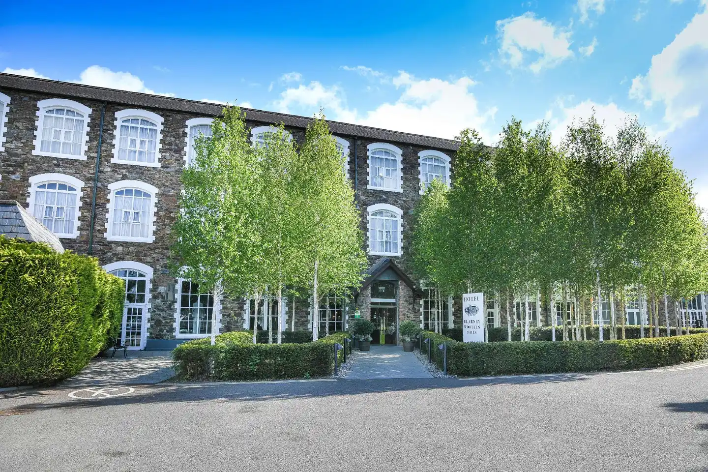 Blarney Woollen Mills Hotel Aussenansicht