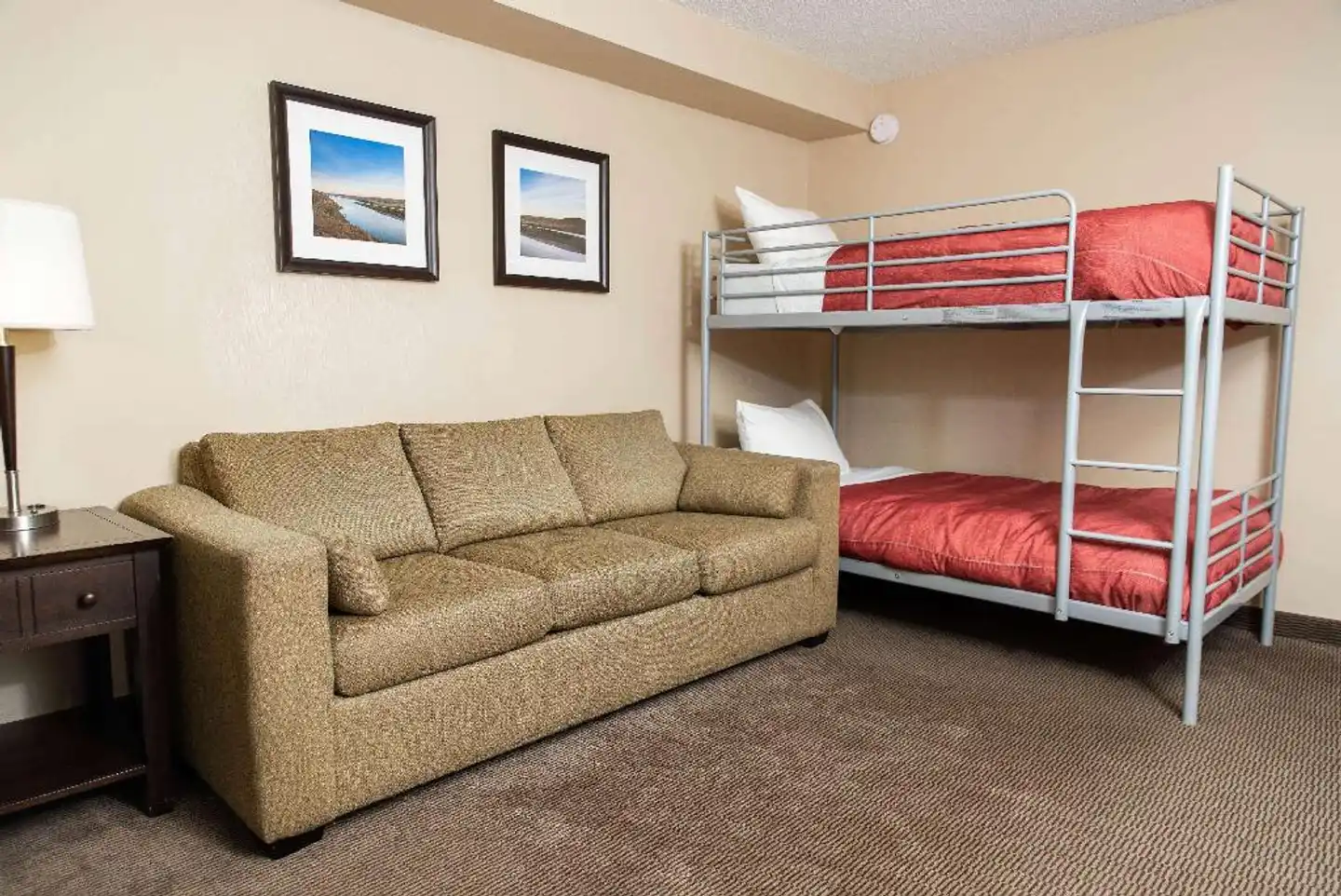 Baymont by Wyndham Red Deer Lobby
