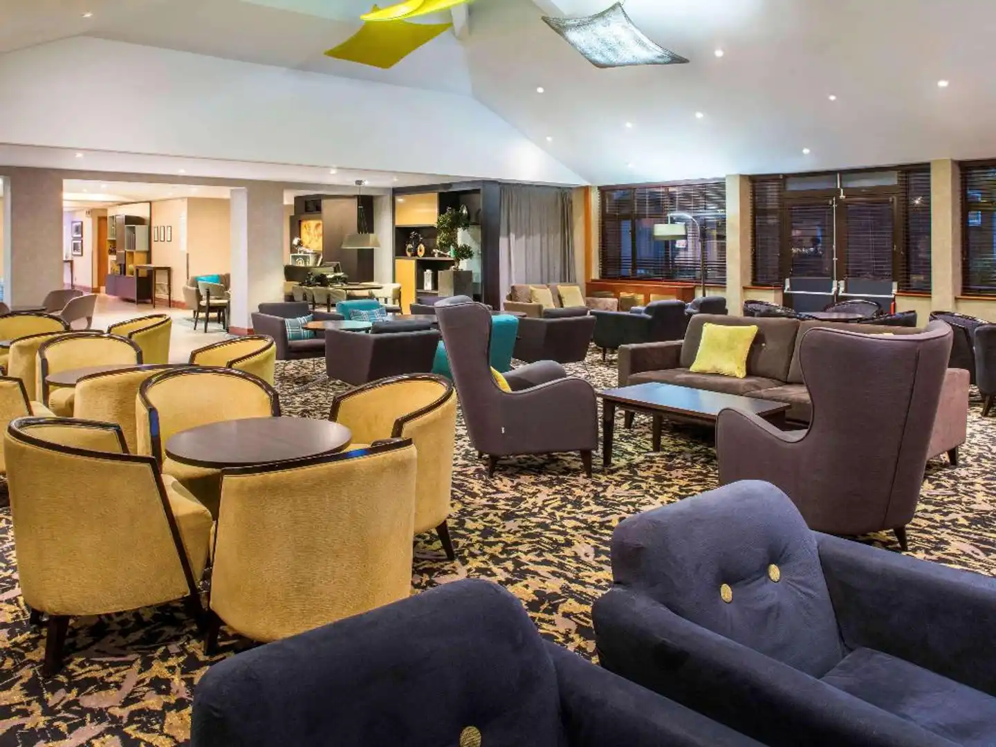 Mercure London Heathrow Lobby