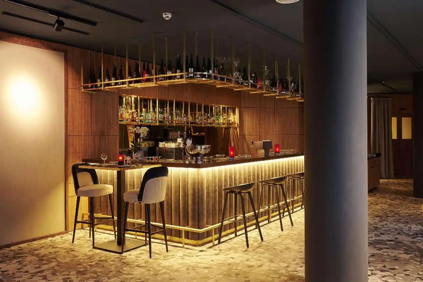 NH Frankfurt Airport Bar