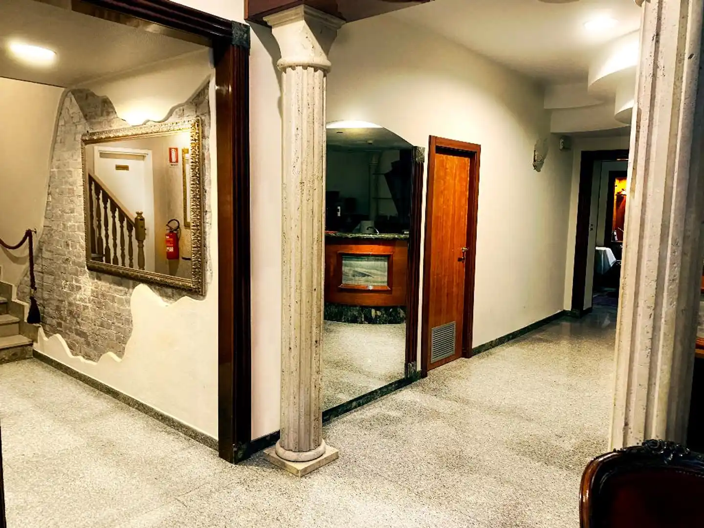 Ambra Palace Lobby