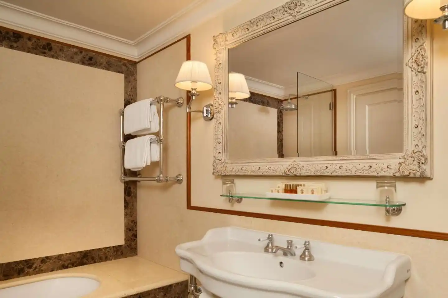 Executive Badezimmer