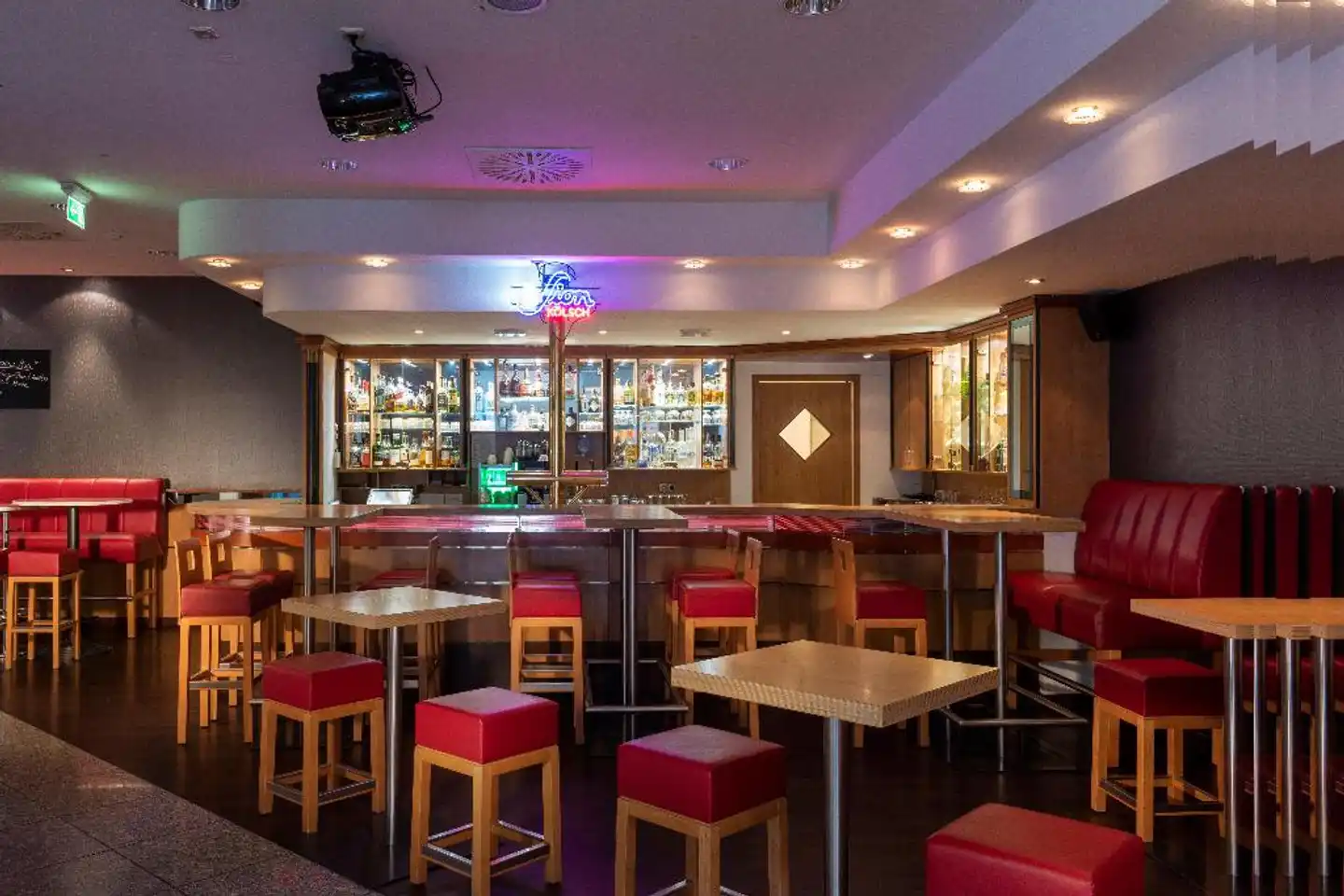 Holiday Inn Frankfurt Neu-Isenburg Bar