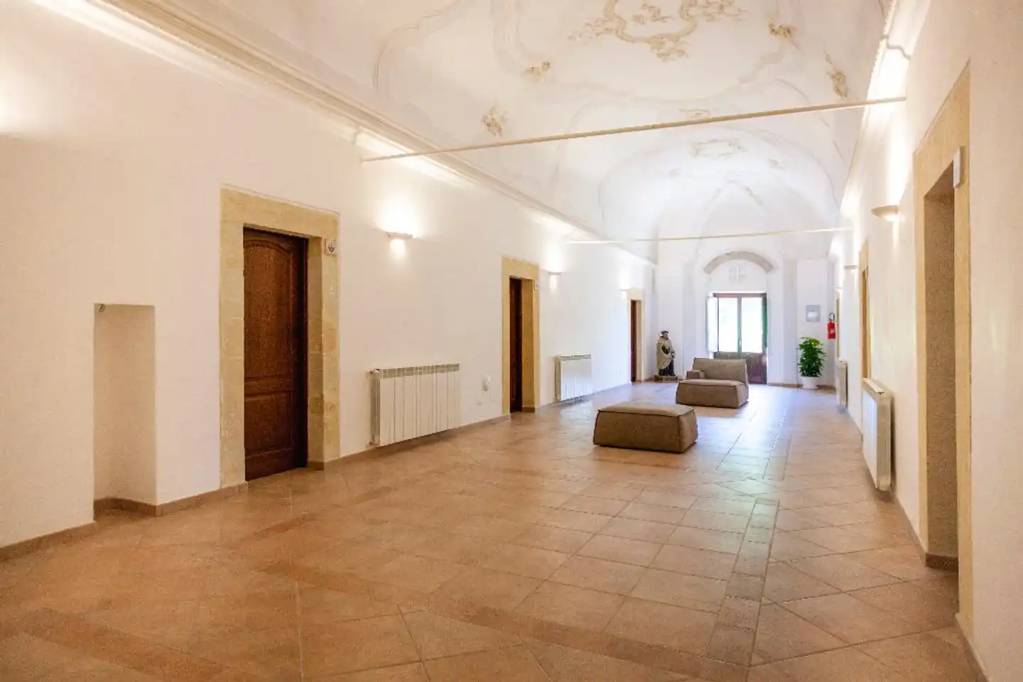 Il Carmine Lobby