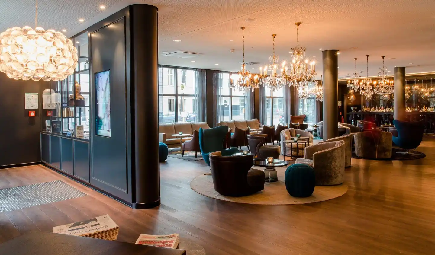 Motel One Berlin-Bellevue Lobby
