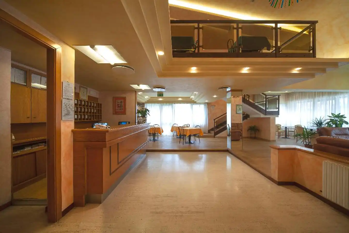 Pennile Lobby