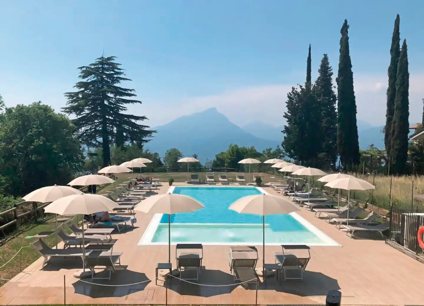 Bellavista Pool