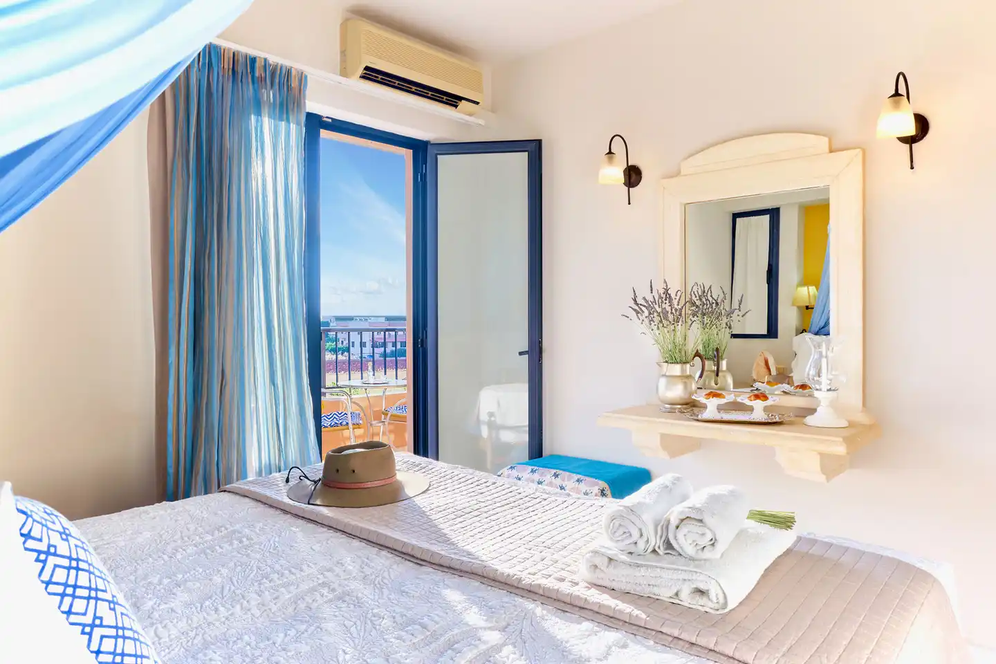 Golden Bay Hotel, Studios & Apartments Wohnbeispiel