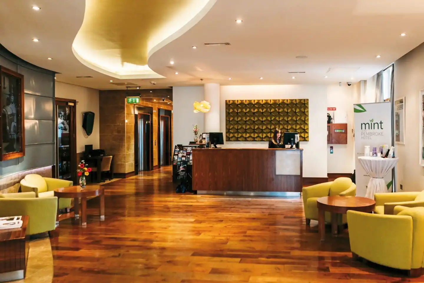 Pembroke Hotel Lobby