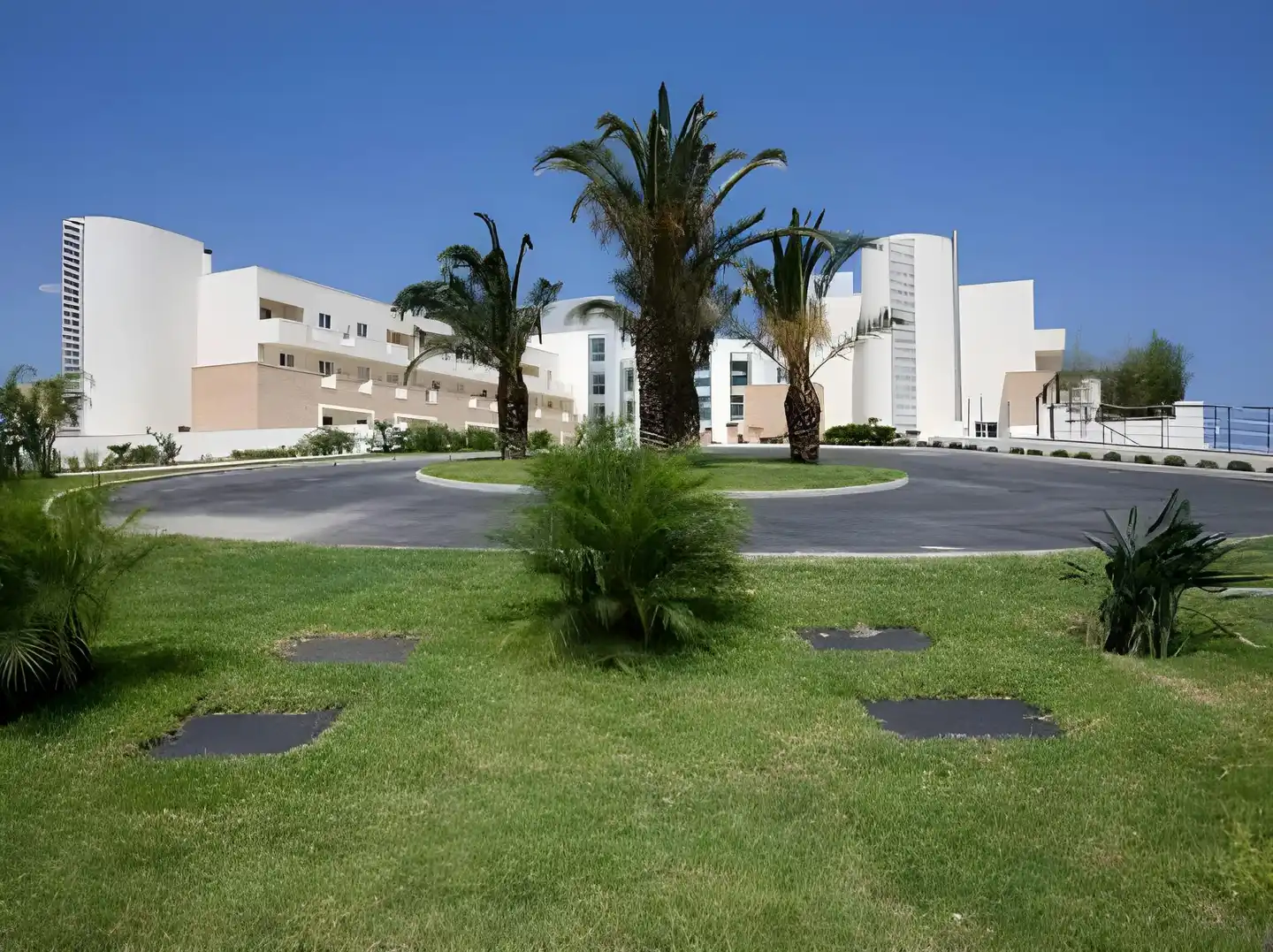 Capo Peloro Resort Garten