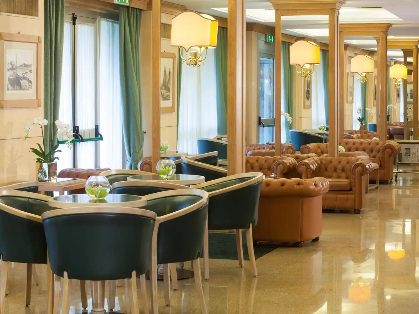 Starhotels Vespucci Lobby