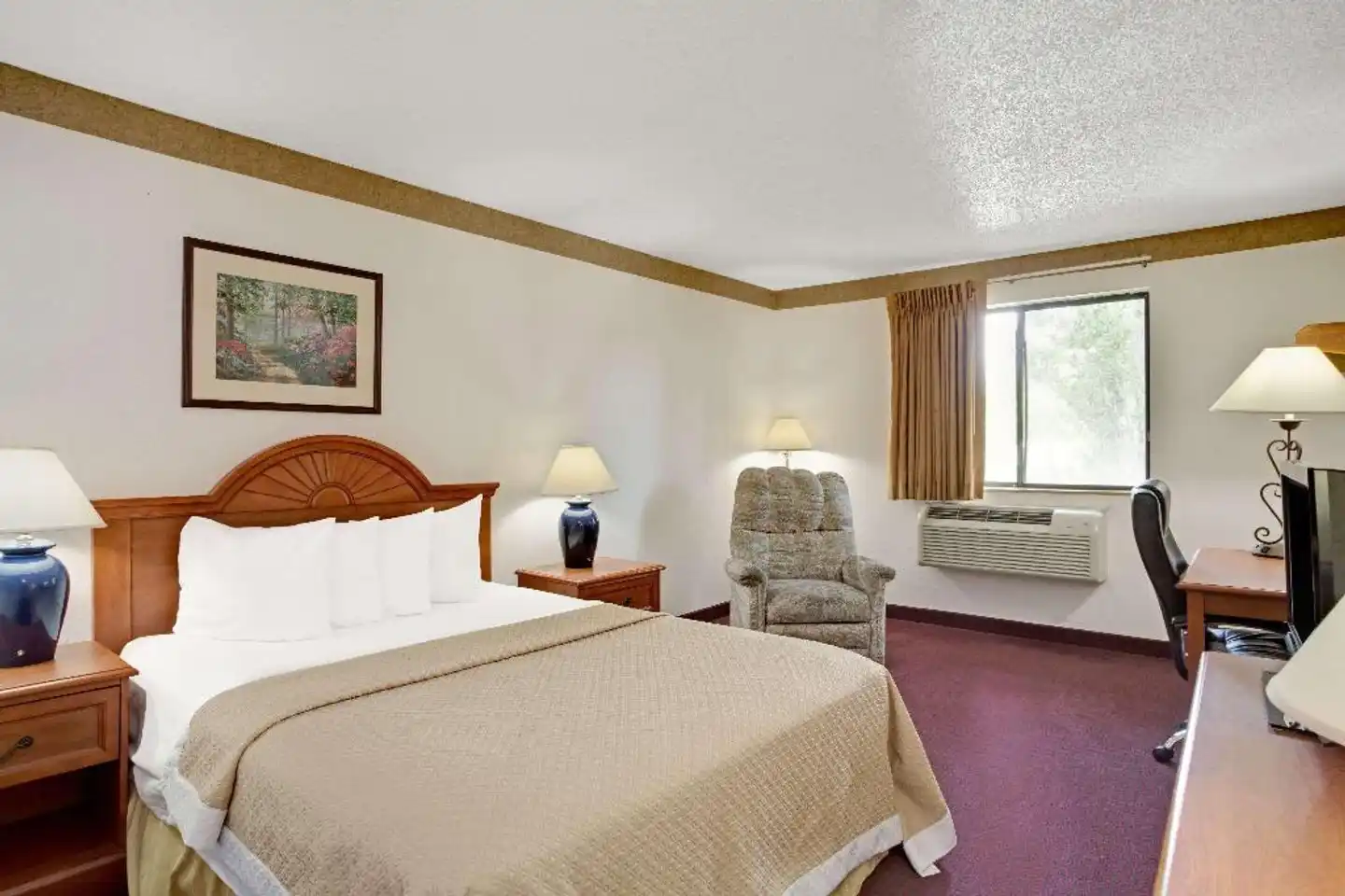 Days Inn by Wyndham Clearfield Wohnbeispiel