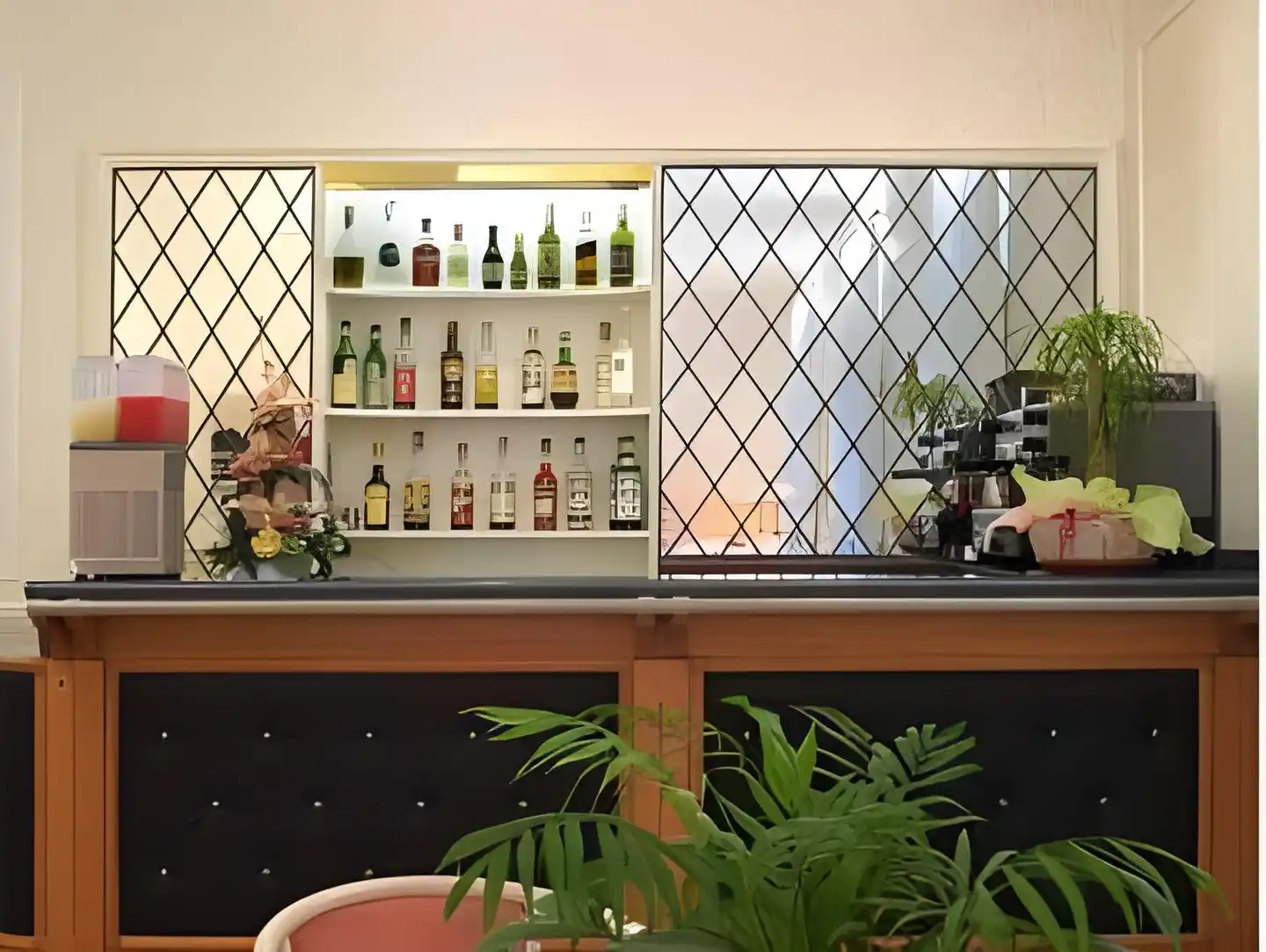 Biondi Bar